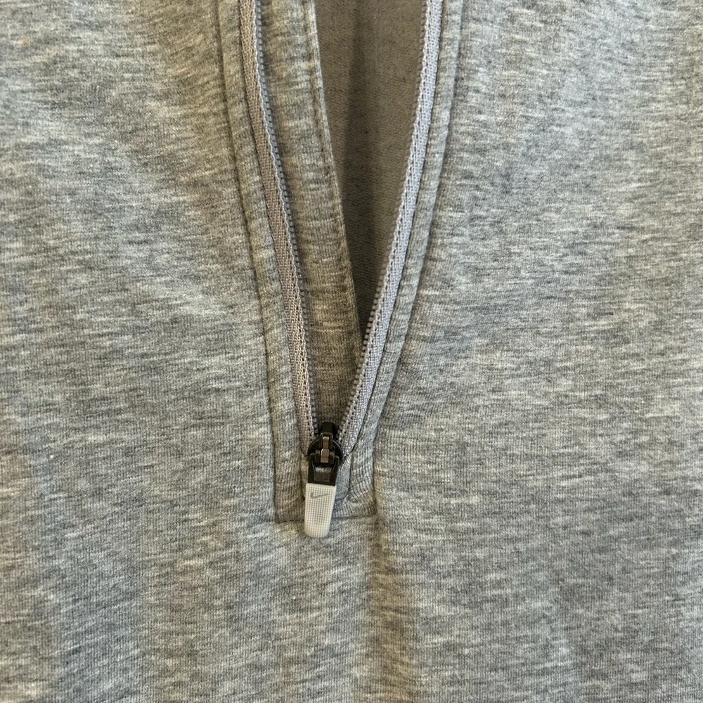 Nike Obsessed Dri-FIT Sleeveless Hooded Tank -‎ Light Gray